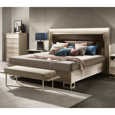 LUCE LIGHT Włoskie łóżko z tapicerowanym zagłówkiem Queen size 160/190 x 200cm / Adora