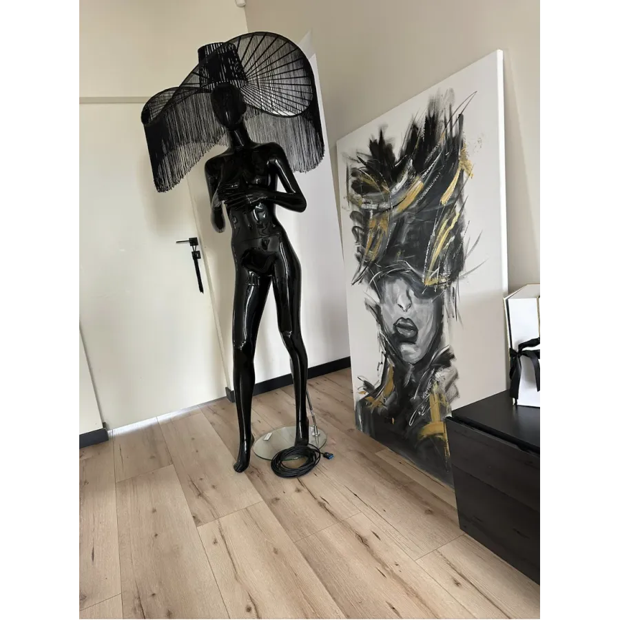 Lampa podłogowa LADY MEXICAN BLACK z abażurem 180cm