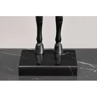 Invicta Lampa stołowa BLACK BEAUTY rzeźba konia 75cm / 45665